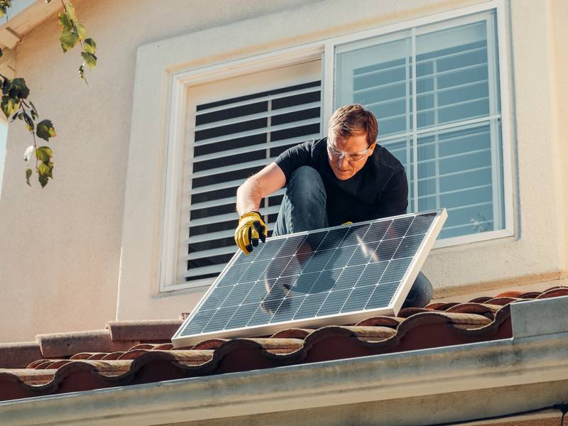 ABUS DES VENDEURS DE PANNEAUX PHOTOVOLTAIQUES : COMMENT SE DEFENDRE MEME APRES L’EXPIRATION DU DELAI DE RETRACTATION ?