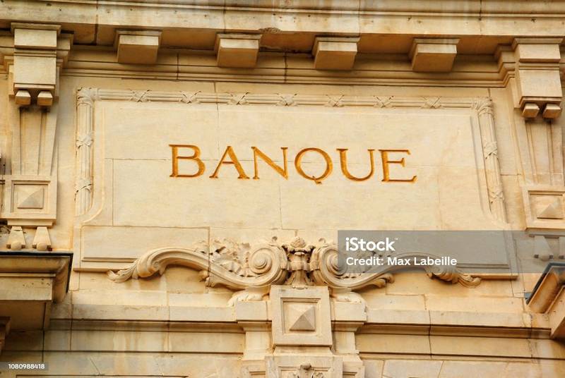 ESCROQUERIE AU FAUX RACHAT DE CREDIT (FAUX COURTIERS MEILLEURSTAUX.COM, YOUNITED CREDIT...ETC) : UN NOUVEAU JUGEMENT EN FAVEUR DES VICTIMES FACE A CARREFOUR BANQUE !