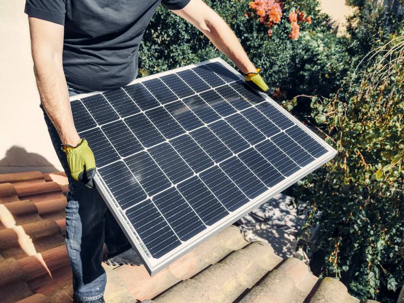 ARNAQUES ET ABUS AU RENDEMENT DE PANNEAUX PHOTOVOLTAIQUES